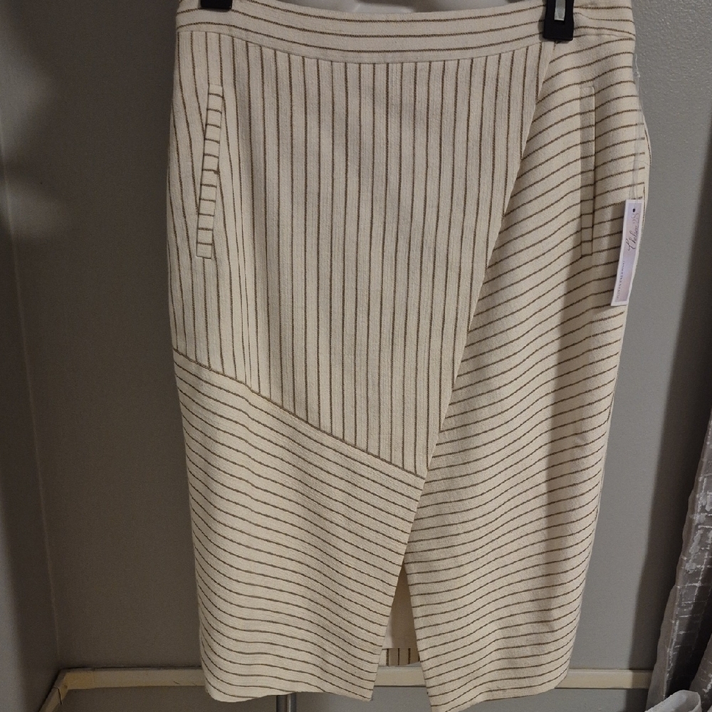 Elegant Cream Striped Skirt